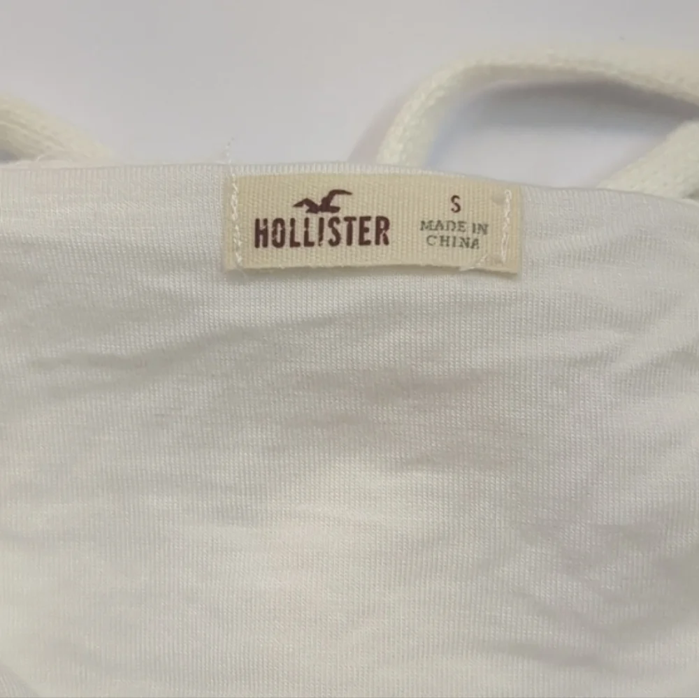 Hollister White Knit Embroidered Halter Top NWT - Picture 4 of 5